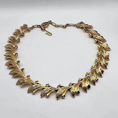 Vintage Coro Necklace Gold Tone Shiny Signed 16   • $18.99