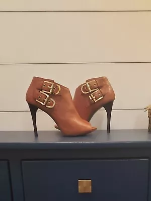 #452 Michael Kors Cheyenne Ankle Bootie Sz 6 Leather Luggage Brown Gold Heels  • $35