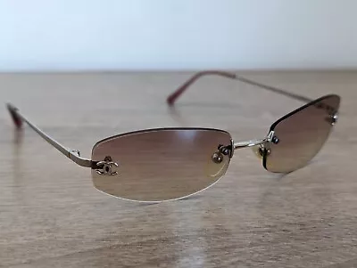 Vintage CHANEL 4002 C.124/58 Coco Mark Rimless Sunglasses - AUTHENTIC  • $150