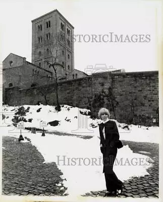 1969 Press Photo French Actress Mireille Darc - Kfa05734 • $19.99