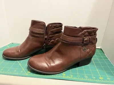 $21.95 • Buy Boots Women’s Liz Claiborne Brown Faux Leather Ankle W/Heel Size 9.5M -