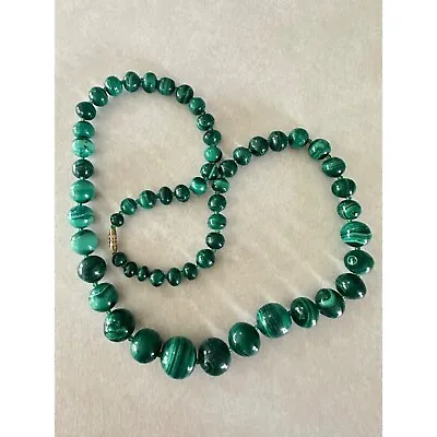Antique Art Deco Genuine Emerald Green Malachite Graduated Beads Beaded Necklace • $75