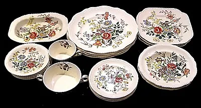 Vintage Copeland Spode  Romney  Gadroon Shape Dinnerware • $15.99