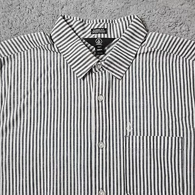 Volcom Shirt Mens Medium Gray Striped Button Up Cotton Short Sleeve Casual New • $19.99