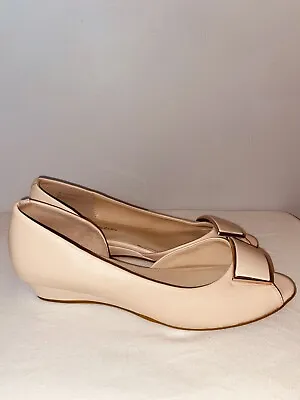 🌸Maud Frizon Nude Patent Leather Classic Stylish Loafer Color Size 9 Euro 40  • $18