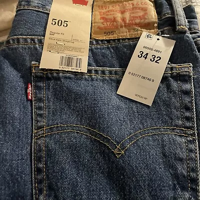 Levi's 505 Regular Fit Jean For Men Size 34 X 32 Inch - Medium Stonewash • $27.99