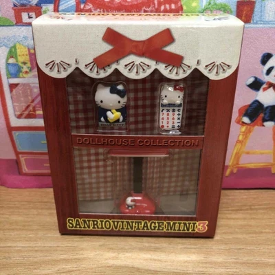 Miniature Sanrio Vintage Mini Hello Kitty Desk Lamp Calculator Etc. • £69.98