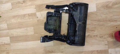 £6.50 • Buy Genuine Miele S7210 Vacuum Cleaner Part Recliner Pedal  And Motor Housing Top 
