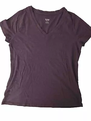 Women’s Mossimo Purple V Neck T Shirt Size XL • $10