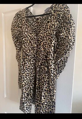 £5 • Buy Asos Leopard Print Dress