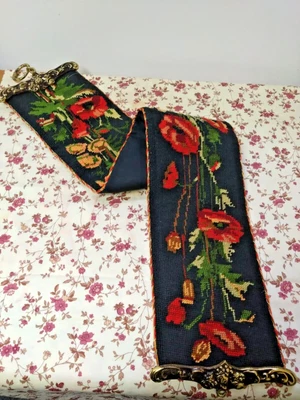 £25 • Buy Tapestry Embroidered Bell Pull & Brass Fitting Wall Hanging Floral Needlepoint