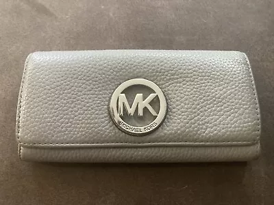 Michael Kors Fulton Wallet Women Used • $40