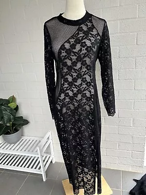 City Chic XS Full Length Full Lace Dress - Great Condition STUNNING  • $19.99