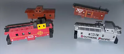 N Scale 4 Caboose Lot Southern Pacific(2) & ATSF(2) Parts Only • $19.99