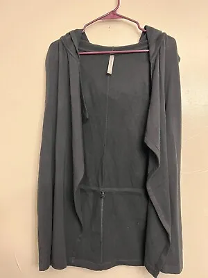 Fabletics Yukon Tunic Hoodie Hooded Size M EUC. Tunic Hoodie Gray • $21.21