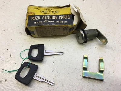$50 • Buy GM Isuzu NOS Chevy LUV Truck Series 1 RH Door Lock Cylinder W/ Keys 94021578