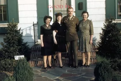 #L211- A Vintage 35mm Slide Photo-Women And Man -Military- Red Kodachrome - 1948 • $5.50