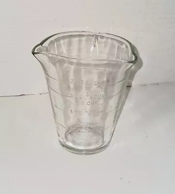Vintage Federal 3 Spout Glass Measuring Cup One Cup Capacity (8 Ounces) • $15