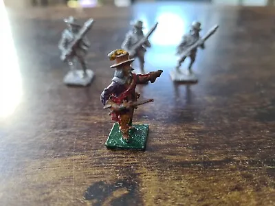 English Civil War - Officer - Lead - 28MM - X4 - ECW10 - Part Painted - 1988 • £6.49