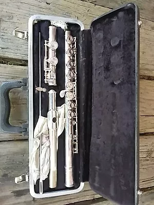 Bundy Flute With Case • $70