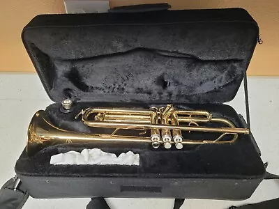 Barcelona B Flat Student Trumpet In Great Condition • $130