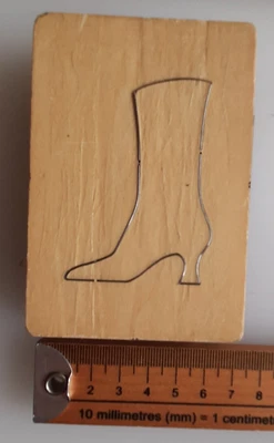 £4.99 • Buy Cross Cuts Wooden Die - Small Boot  Used