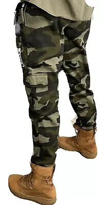 ECKO ULTD Men's Size LARGE /MEDIUM Drawstring Camo Jogger Pants W/ Cargo Pockets • $32