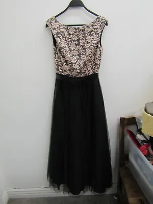 Aidan Mattox Women's Floral Lace Sequin Accent Ball Gown Dress Size 4 • $20