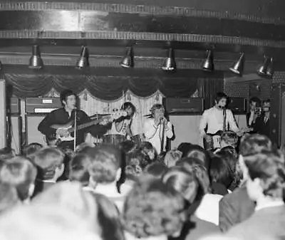 Mod Rock Group The Who Perform Live On Stage At A Small Club V 1960s Old Photo 2 • $5.78