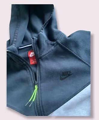 £25 • Buy Nike Track Top/sweatshirt Full Zip Woman Size XL Black And Grey