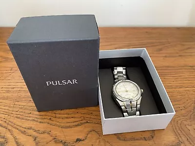 Vintage PULSAR Quartz Date 100M Mens Watch VX42-XO47 In Original Box Working • $80