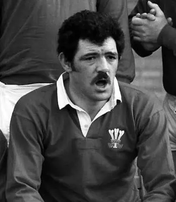 Mervyn Davies Of Welsh Rugby Team 1976 Old Rugby Photo • £5.60