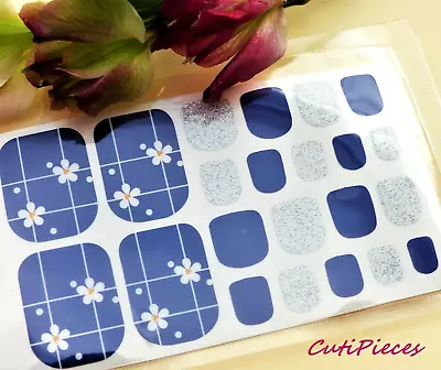 Self Adhesive Full Nail Polish Wrap Toes Blue Daisy Silver Glitter Sticker T030 • £2.35