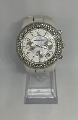 Michael Kors Chronograph Ladies Wristwatch RN:MK-5300 • $42