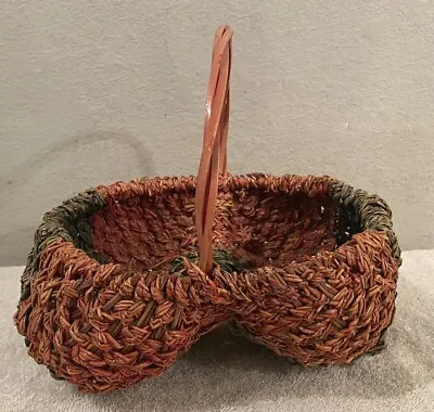 Vintage Buttocks Egg Gathering Basket (10” X 7.5” X 4”) Farmhouse Decor • $20