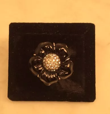 $55 • Buy Swarovski Swan Signed Black & Clear Crystal Flower Ring Size 6.75 Retired