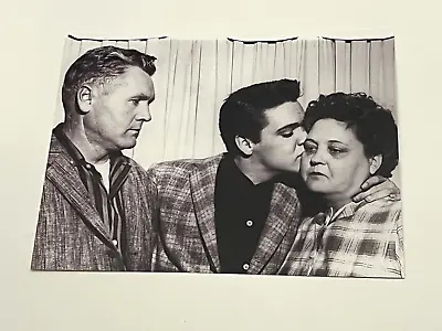 ELVIS PRESLEY AUTHENTIC PHOTO 1958 MOM +DAD 8 X 10   ARMY INDUCTION ULTRA RARE • $199.99