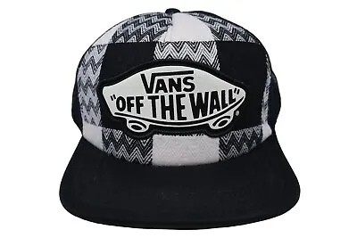 Vans  Off The Walls  Snapback Mesh Trucker Hat • £19.36