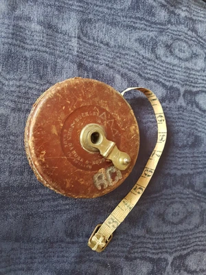 £4.50 • Buy VINTAGE John Rabone & Sons 66 Foot Builders Surveyors Tape Leather Case (No:-250
