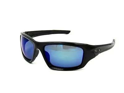 Oakley Valve OO9236 Polarized Sunglasses Black / Deep Blue Iridium (SCUFF) #A89 • $58.45