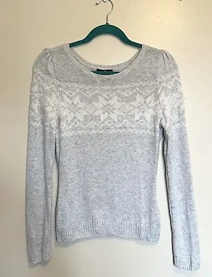 H&M Sweater Size Small Gray White Snowflake Nordic Puff Sleeve Pullover • $8.25