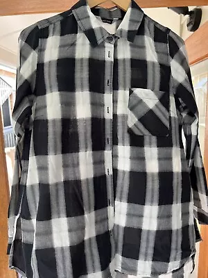 DECJUBA Cotton Shirt Size 12 • $20