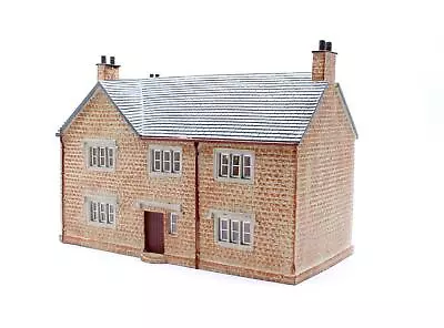 Hornby Skaledale 'oo' Scale R9848 Country Farm House • £44.50