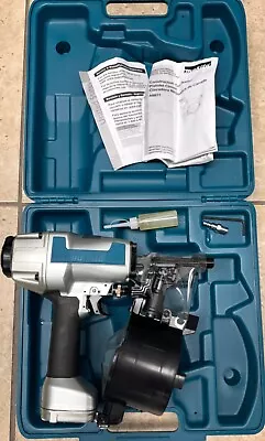 Makita AN611 1-1/4  To 2-1/2  Siding Coil Nailer - MINT - FREE SHIPPING • $259.99