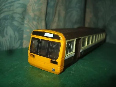 HORNBY CLASS 142 PACER RAILBUS DMU BODY ONLY - WESTERN CHOCOLATE/CREAM - No.2 • £37.95