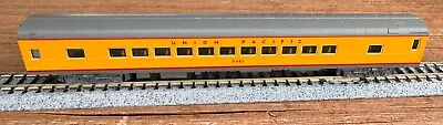 N Scale 1:160 KATO Smoothside Coach #5401 From UP COLA Set 106-080 Union Pacific • $47.50