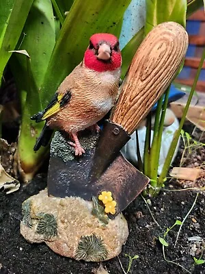 Goldfinch On Trowel Vivid Arts Realistic Garden Birds Ornament Decor • £17.95