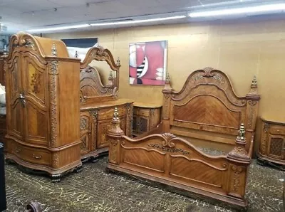 Michael Amini Venetian Bedroom Set • $5700