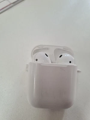 $89.99 • Buy Genuine Apple AirPods(2nd Generation) With Charging Case