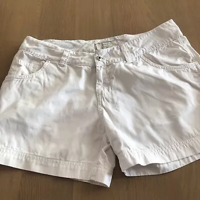 Quba Sails Ladies Shorts Size 3 (L) • £5